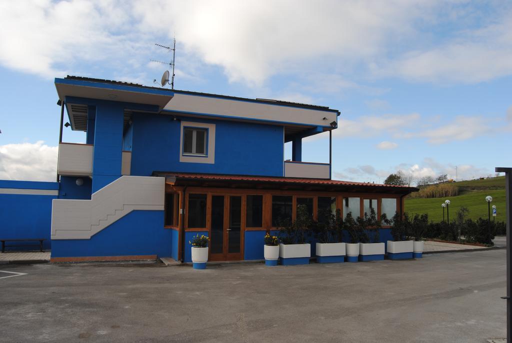 B&B Alla Corte Blu Melfi Extérieur photo