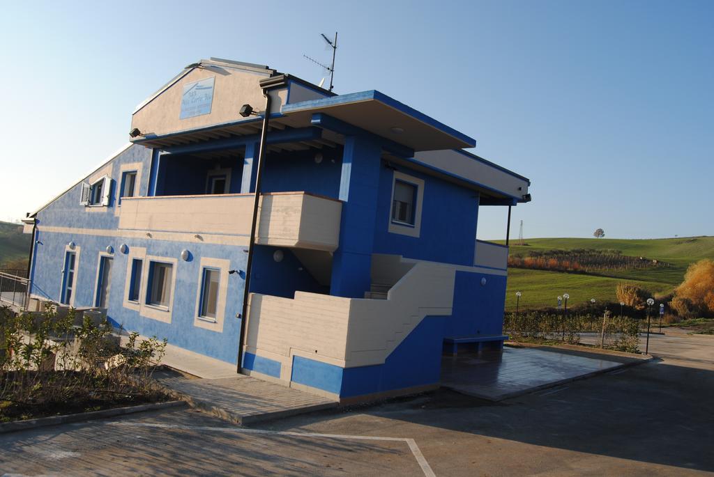 B&B Alla Corte Blu Melfi Extérieur photo