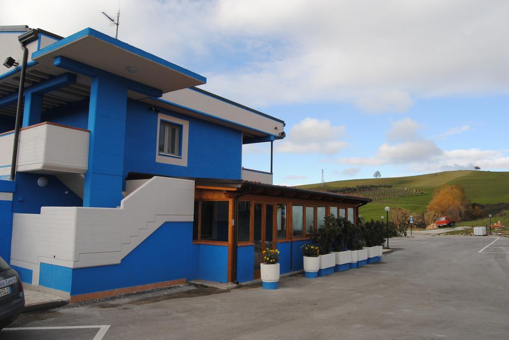 B&B Alla Corte Blu Melfi Extérieur photo